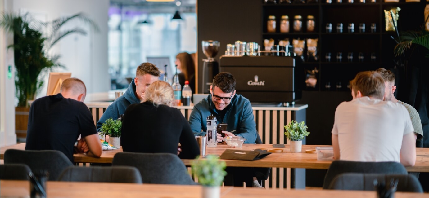 Cubo Hot Desk — Flexible & Free coworking membership